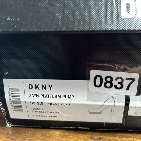 DKNY Zayne Platform Pumps Square Toe Dressy Sleek Stiletto Heels Black Size 9.5 - Picture 11 of 11